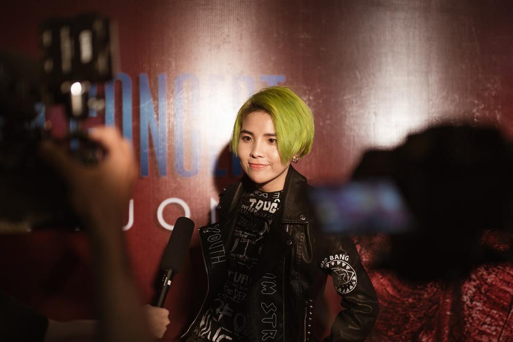 Ca sĩ Việt Nam đầu tiên nhận được tour quảng bá album tại nước ngoài