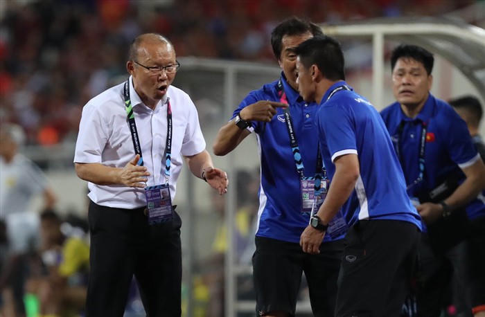 Tuyển Myanmar có nhiều lợi thế, Tuyển Việt Nam nên coi chừng