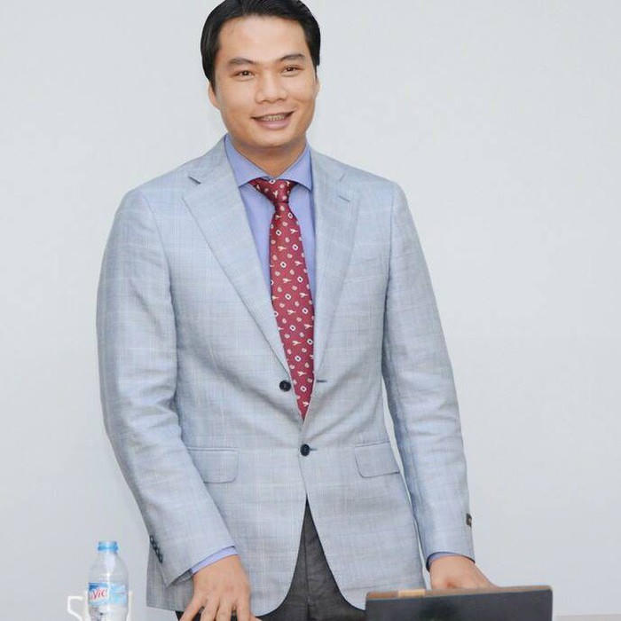 Á hậu Thanh Tú sẽ mặc váy cưới đính 10.000 viên pha lê, ngọc trai