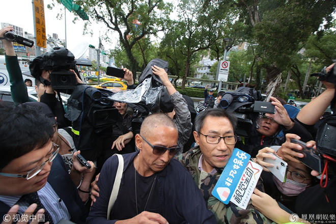 Tài tử phim  'Bao Thanh Thiên' tới đồn cảnh sát sau cáo buộc cưỡng hiếp