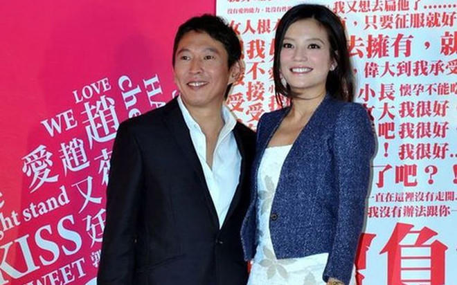 Tài tử phim  'Bao Thanh Thiên' tới đồn cảnh sát sau cáo buộc cưỡng hiếp