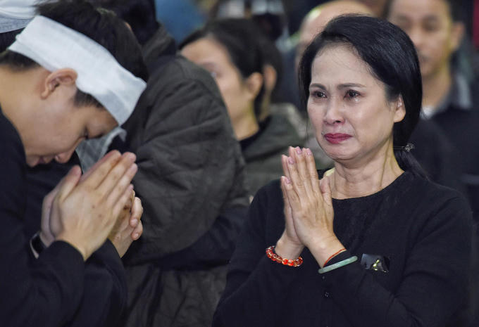 Nghệ sĩ tên tuổi rơi nước mắt tiễn đưa NSND Anh Tú