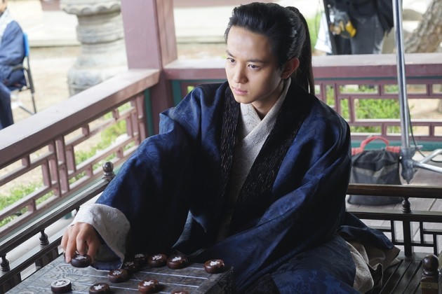 Nam diễn viên 20 tuổi bị điều tra vì tội quấy rối tình dục