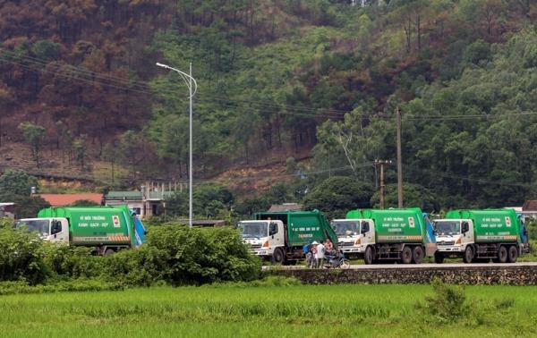 Chủ tịch Hà Nội yêu cầu các đơn vị xử lý việc Thủ đô 'ngập rác'