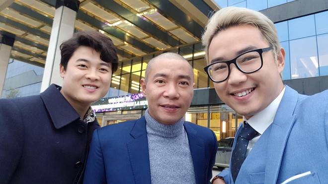 Nhiều nghệ sĩ mừng hạnh phúc NSND Trung Hiếu và vợ 9X