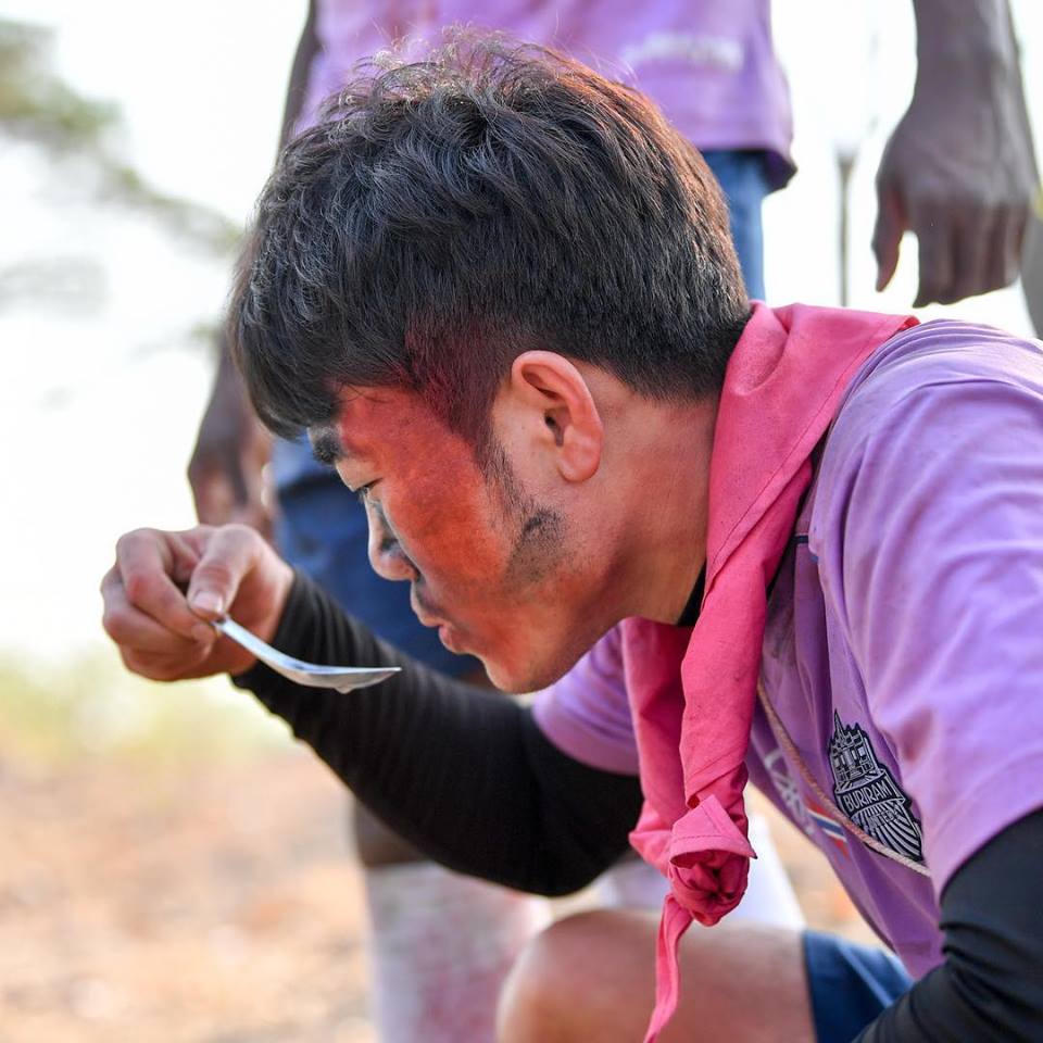 Khoảnh khắc cực vui nhộn của Xuân Trường tại CLB mới