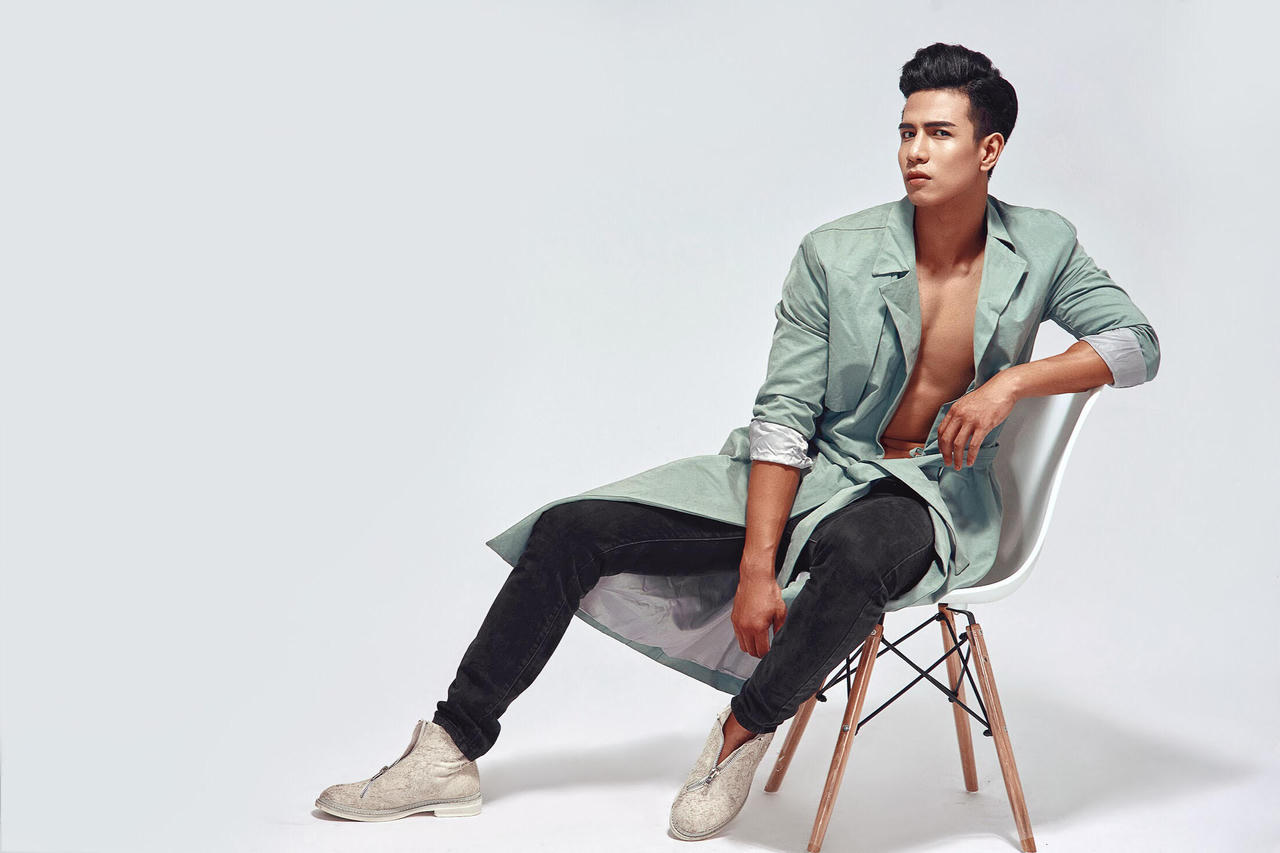 Siêu mẫu Trịnh Bảo đăng quang Nam Vương Mr International 2019