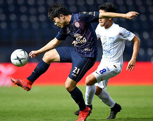 Xuân Trường có thể không được đá chính ở Buriram - Thái Lan