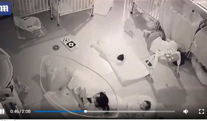 Bé 11 tháng tử vong vì bị cô giáo Đài Loan.nằm đè lên lúc ngủ 