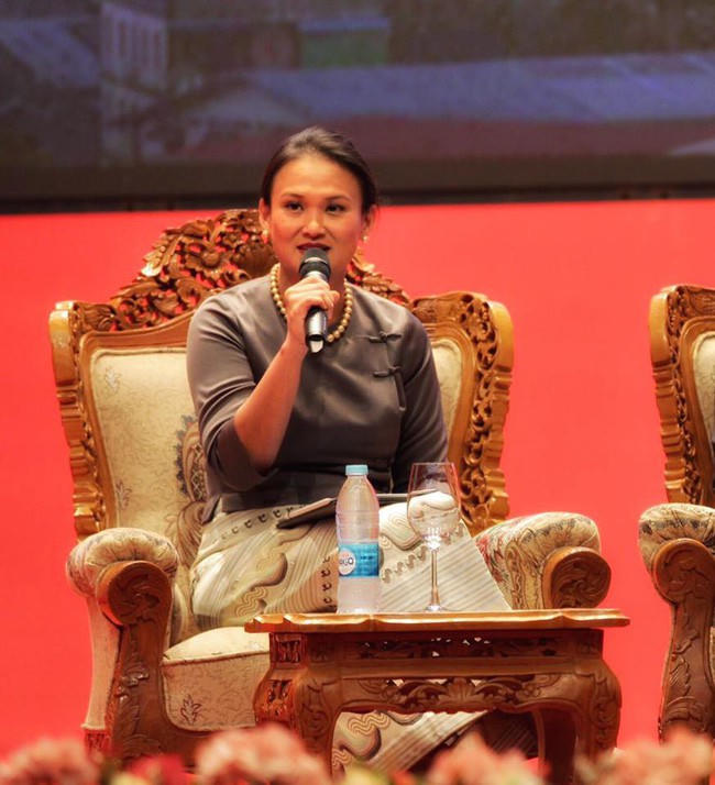 Bất ngờ thông tin về vợ mới của chồng cũ Hồng Nhung