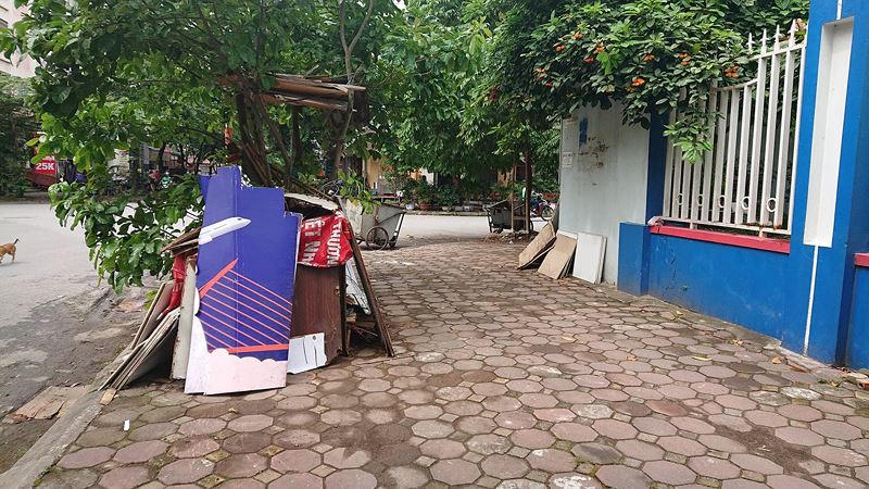 Hà Nội: Bãi rác bao vây trường học tại Khu Đô thị Mỹ Đình 1 đã bị dẹp nhưng vẫn còn nguy cơ tái phát