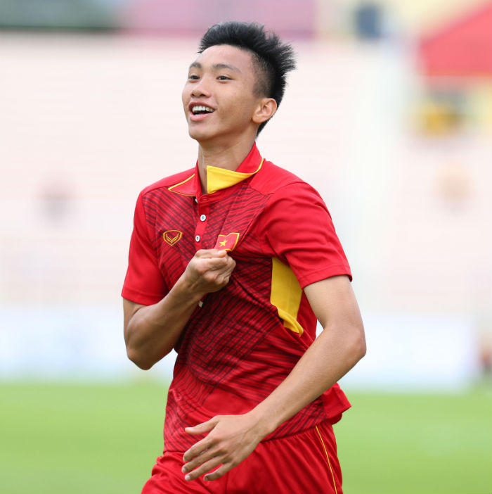 Văn Hậu sang châu Âu với giá 1 triệu Euro?