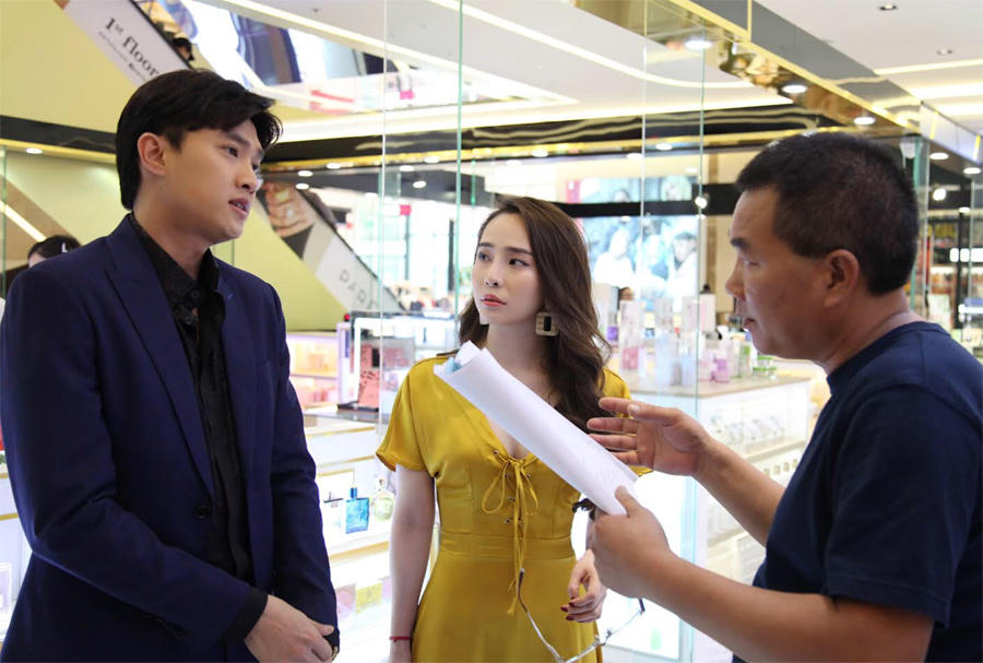 Quỳnh Nga bất ngờ xuất hiện xen giữa hôn nhân Vũ - Thư trong 'Về nhà đi con'