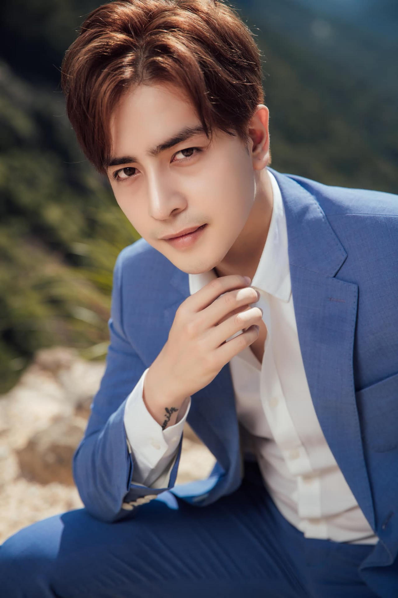 Thu Thủy hạnh phúc chụp ảnh cưới với bạn trai kém 10 tuổi