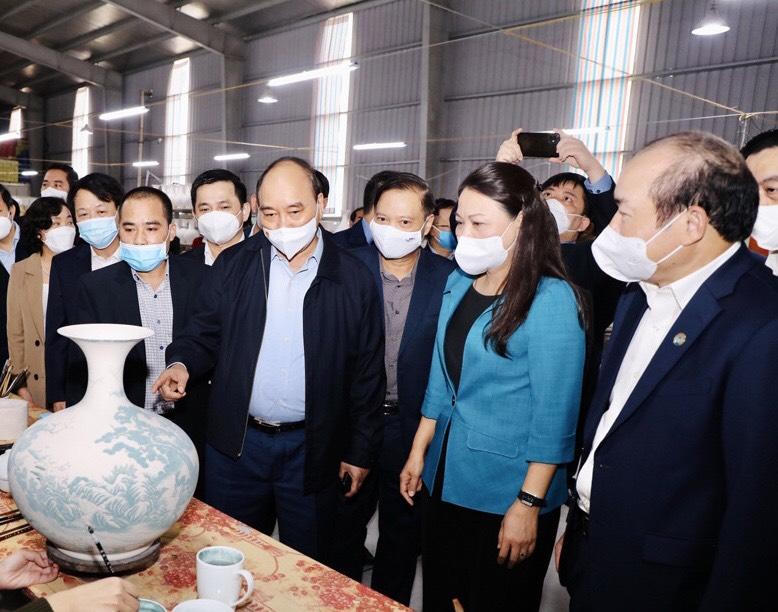 Chủ tịch nước Nguyễn Xuân Phúc thăm và làm việc tại tỉnh Ninh Bình