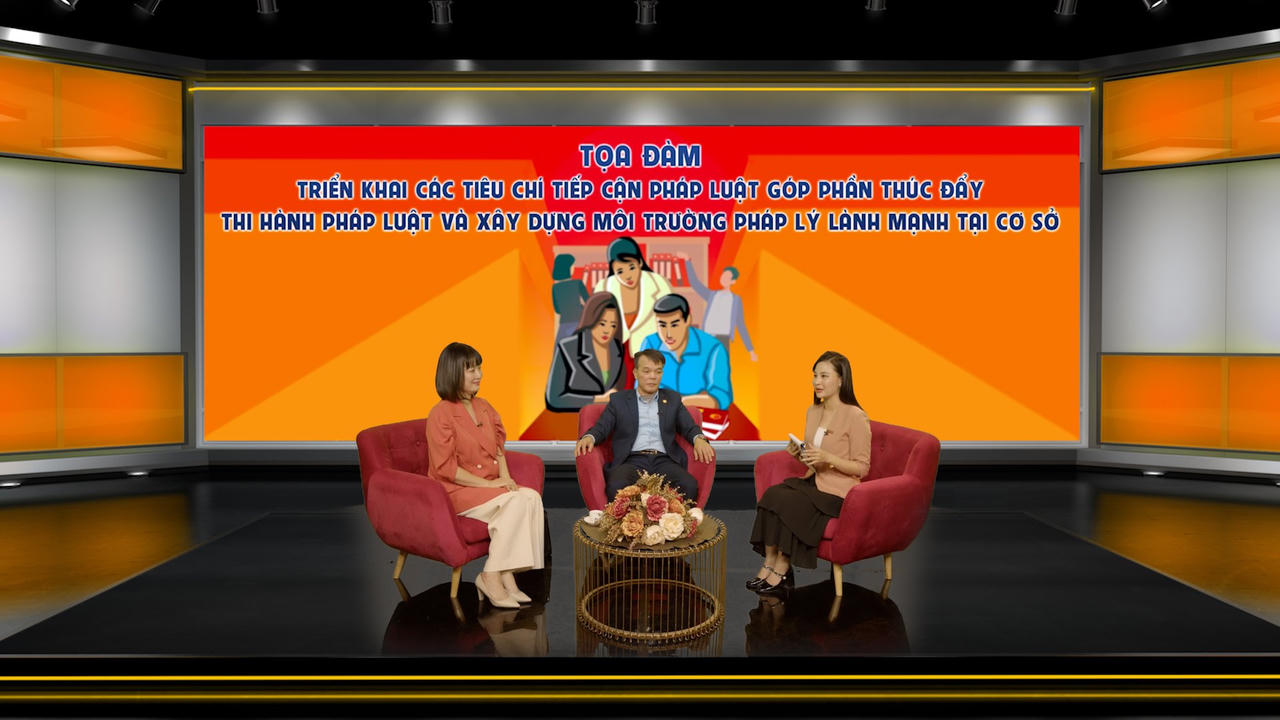 Nâng cao nhận thức của chính quyền cơ sở về thực hiện chuẩn tiếp cận pháp luật 