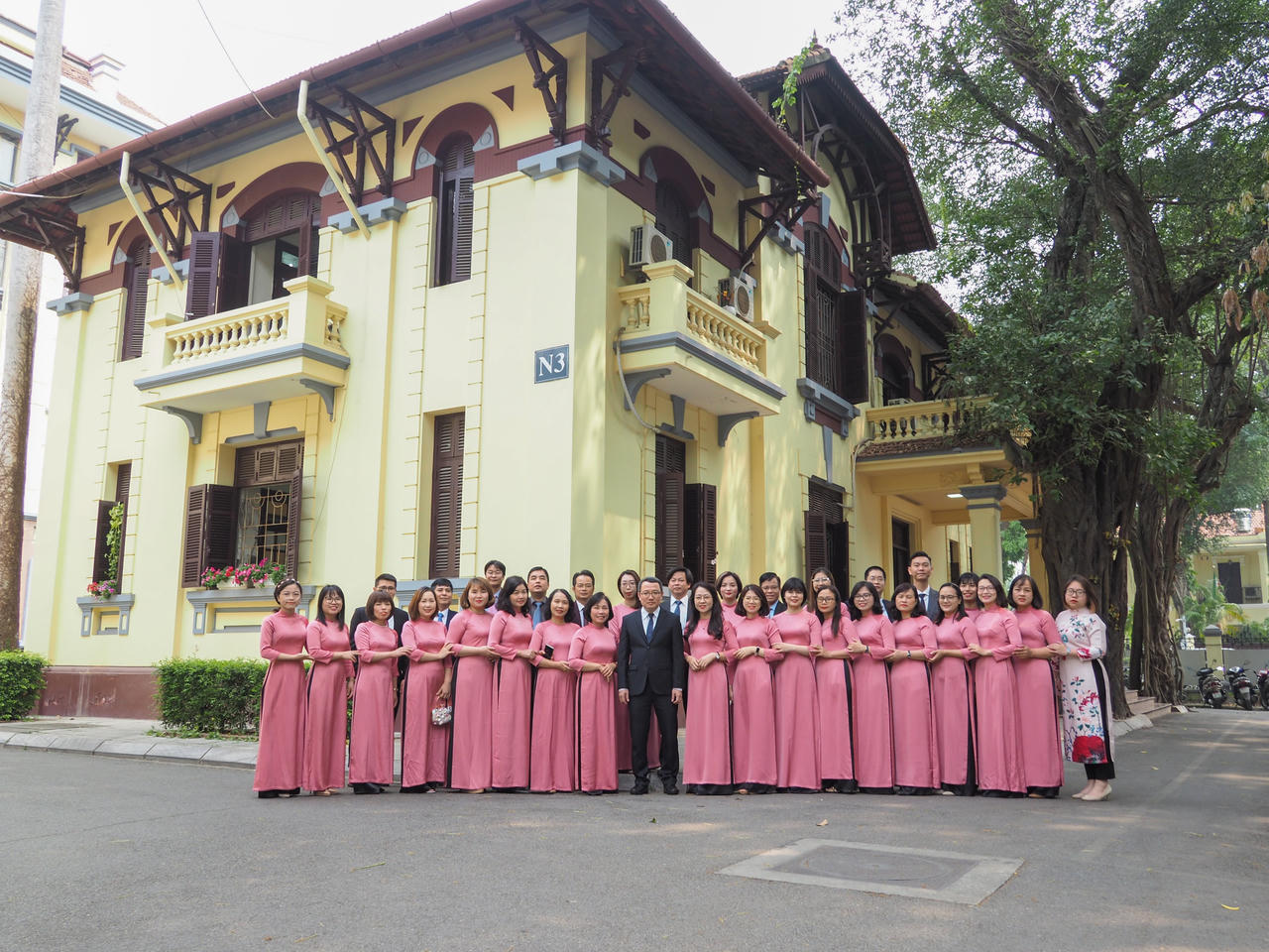 Bộ Tư pháp: Sôi nổi hưởng ứng "Tuần lễ áo dài" năm 2023 