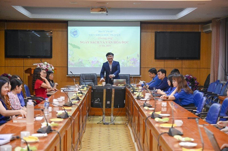 Bộ Tư pháp hưởng ứng Ngày Sách và Văn hóa đọc Việt Nam năm 2023 