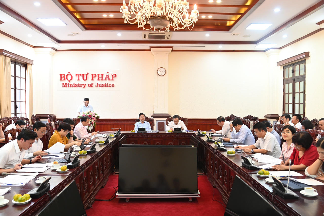 Đẩy mạnh phân cấp, phân quyền để tạo thế chủ động cho Hà Nội 