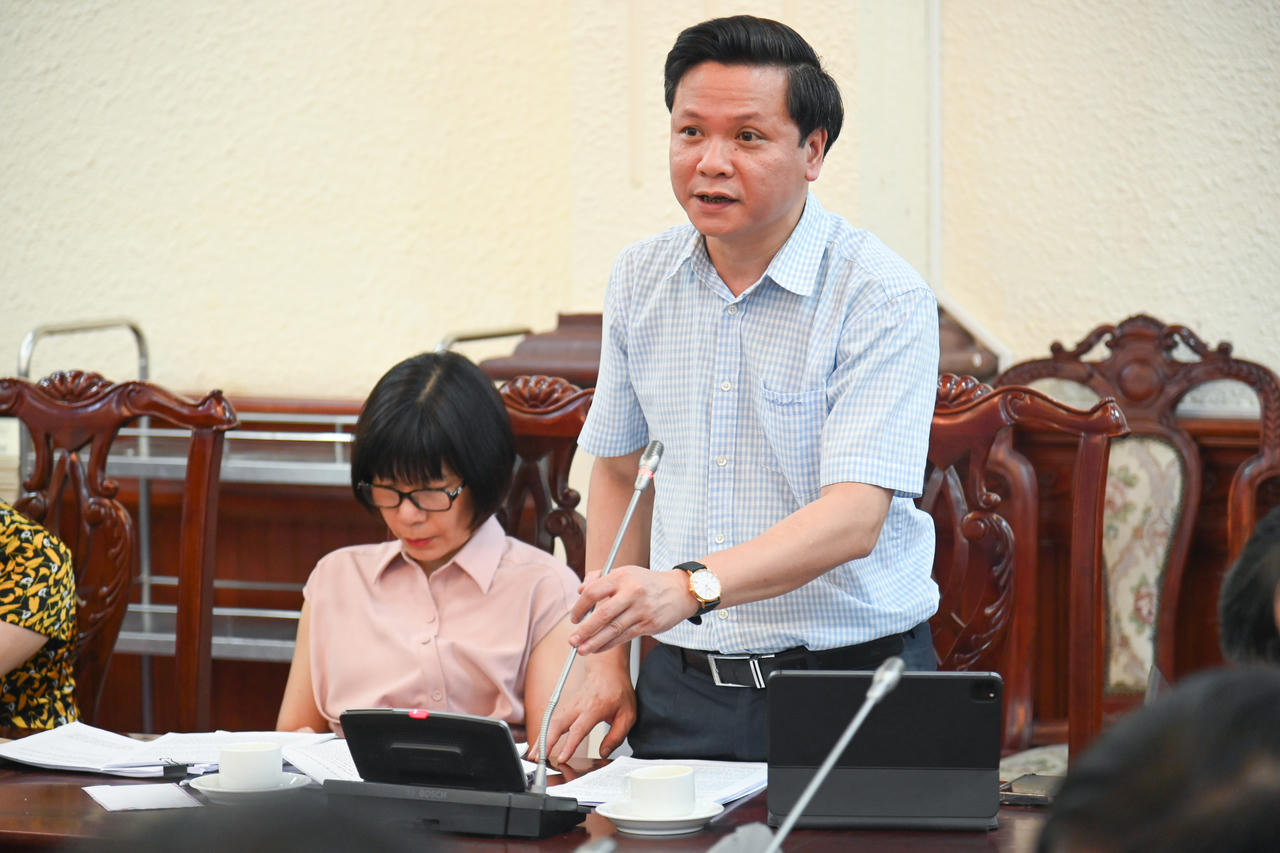 Mở rộng việc phân cấp, ủy quyền của UBND thành phố Hà Nội 