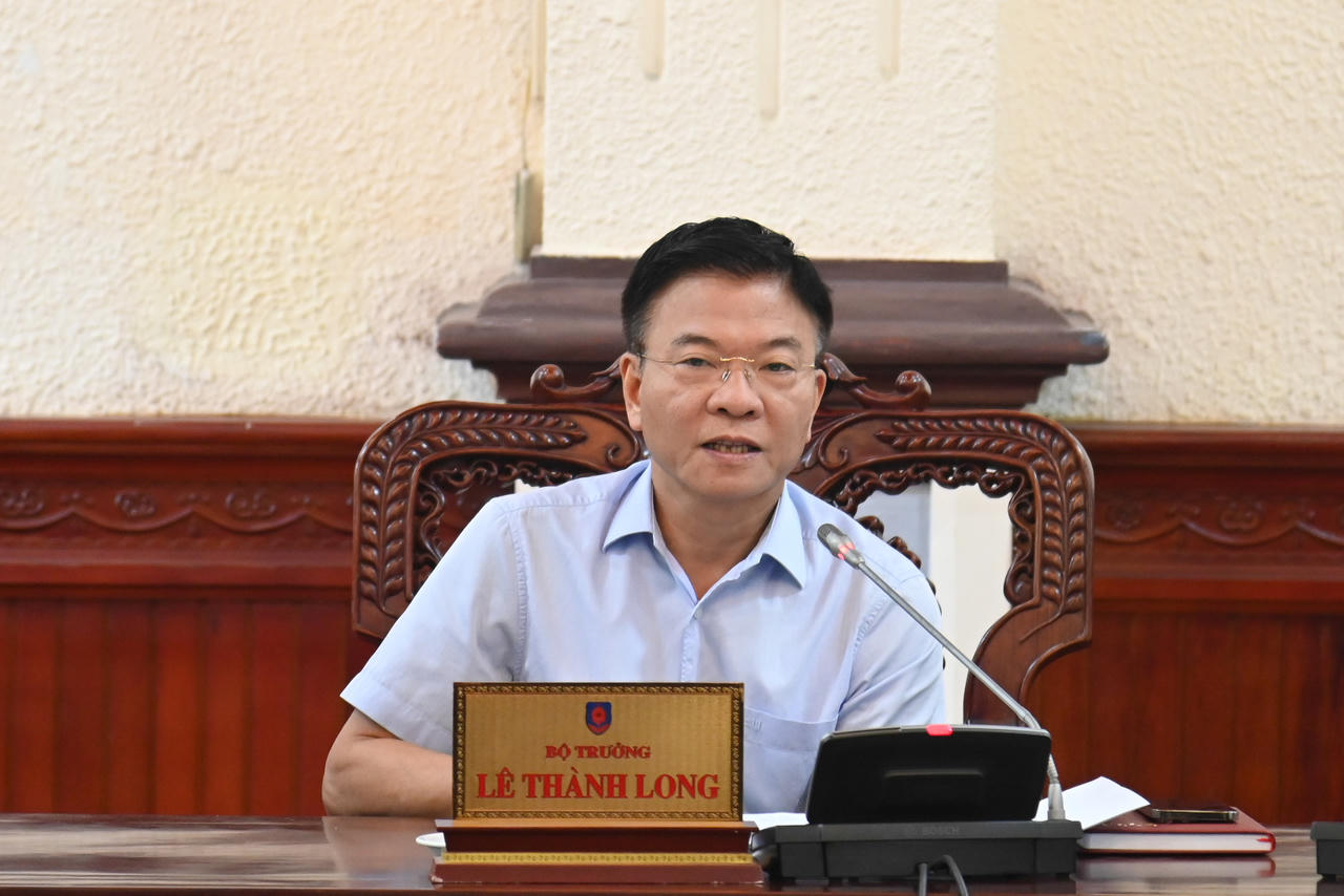 Bộ trưởng Lê Thành Long ghi nhận những chuyển biến tích cực trong công tác THADS