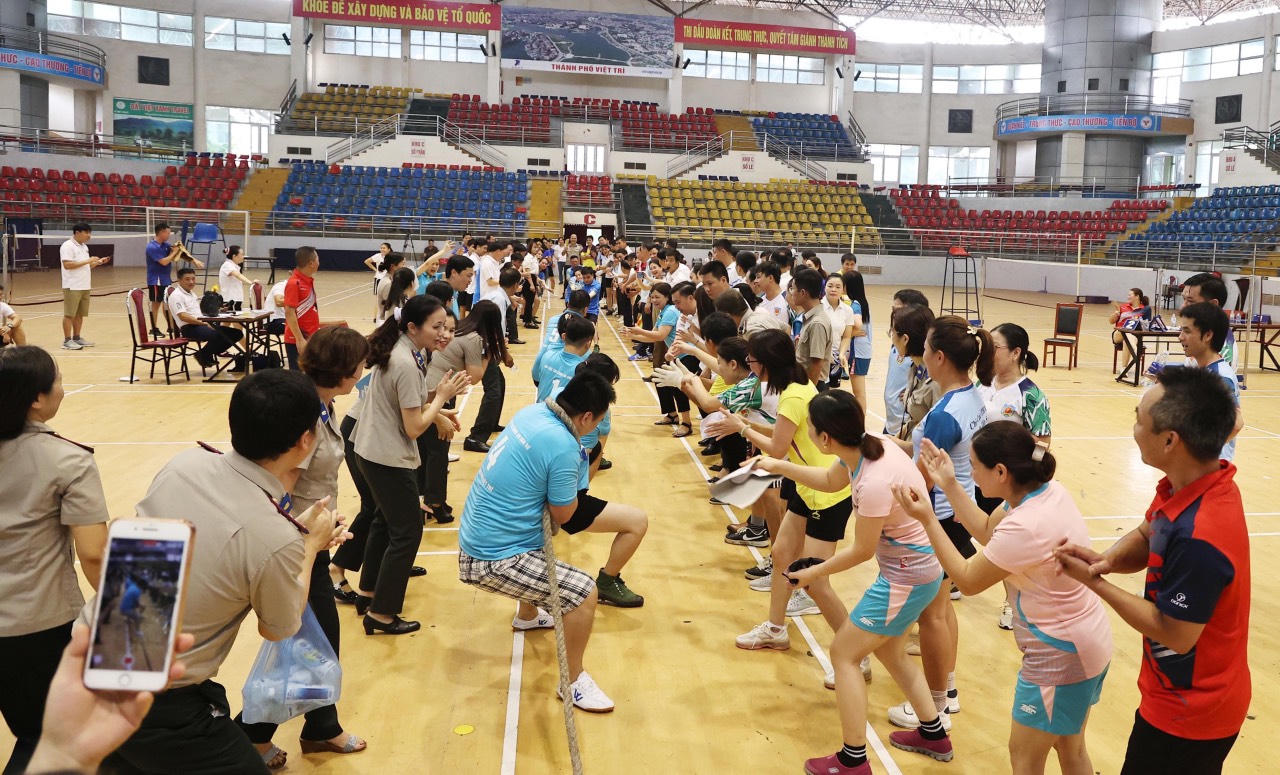 Thiết thực các hoạt động hướng tới kỷ niệm ngày truyền thống Thi hành án dân sự 