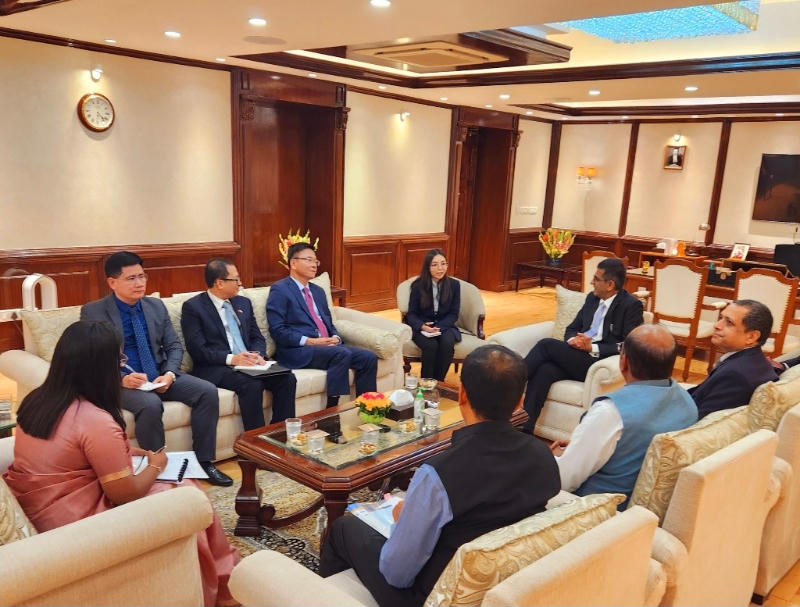 Bộ trưởng Lê Thành Long kết thúc tốt đẹp chuyến thăm và làm việc tại Ấn Độ 