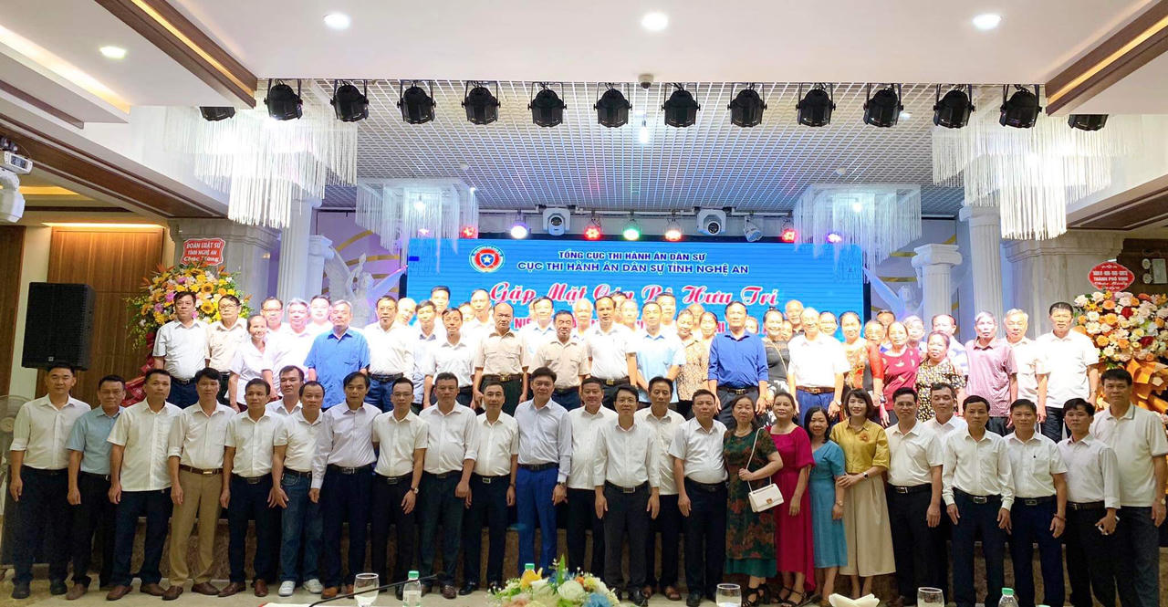 Cục Thi hành án dân sự Nghệ An tri ân, gặp mặt cán bộ hưu trí 