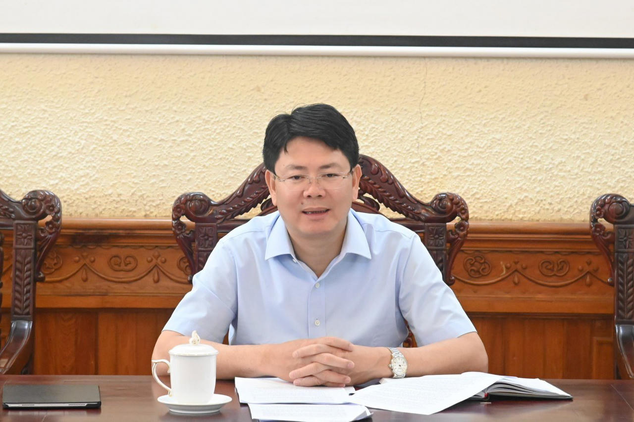 Tạo hành lang pháp lý đầy đủ cho việc chuyển đổi số trong các lĩnh vực 