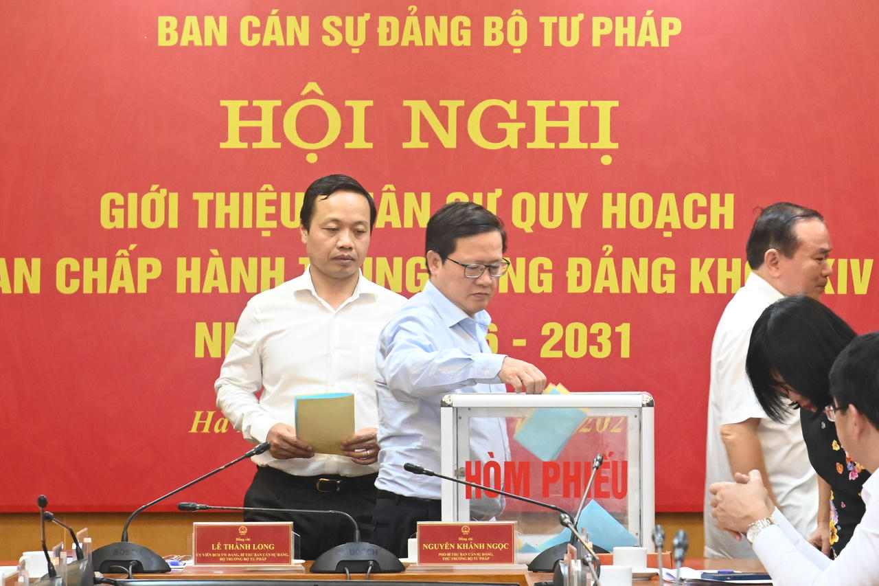 Bộ Tư pháp giới thiệu nhân sự quy hoạch Ban Chấp hành Trung ương Đảng khóa XIV nhiệm kỳ 2026-2031 