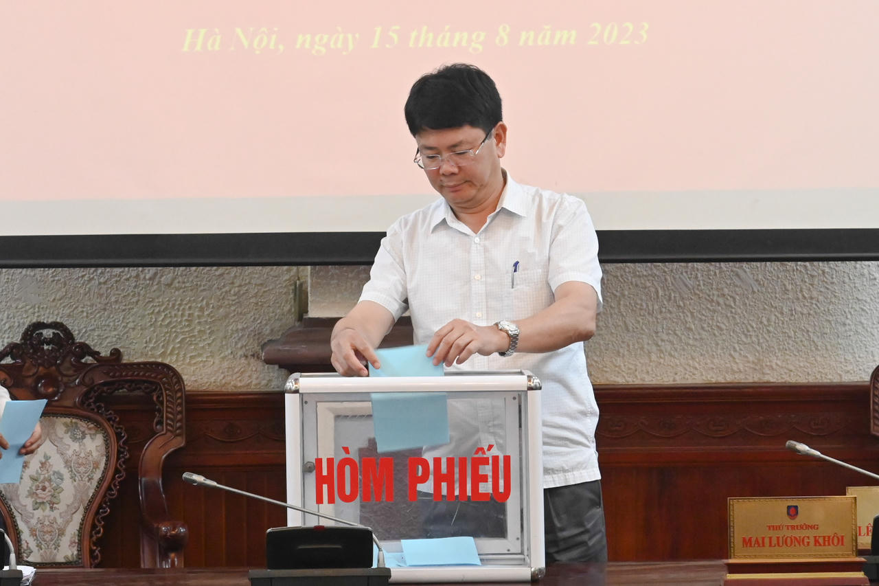 Bộ Tư pháp lấy phiếu tín nhiệm giữa nhiệm kỳ 2021-2026 đối với lãnh đạo Bộ 
