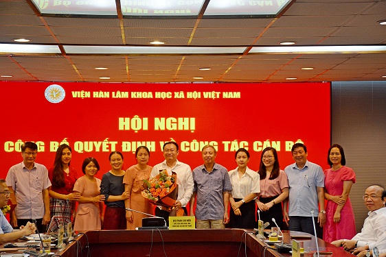 Viện Hàn lâm Khoa học xã hội Việt Nam: Trao Quyết định bổ nhiệm Phó Trưởng ban Ban Tổ chức - Cán bộ