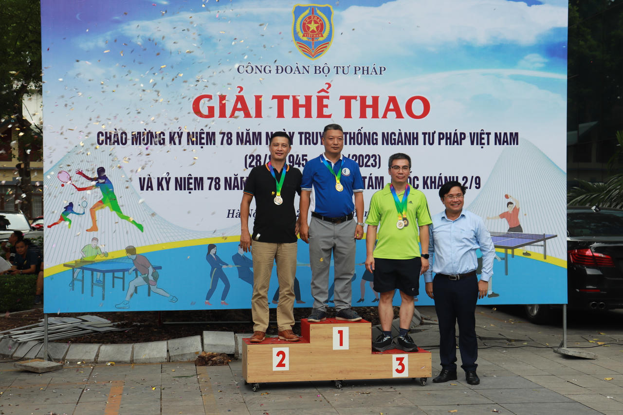 Bộ Tư pháp thi đấu thể thao chào mừng 78 năm Ngày truyền thống