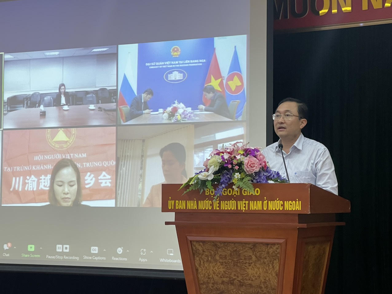 Đẩy mạnh hỗ trợ pháp lý cho người Việt Nam ở nước ngoài 