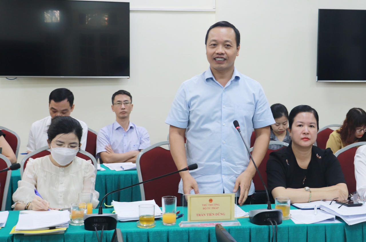 Quan tâm kiện toàn, nâng cao chất lượng đội ngũ cán bộ pháp chế 