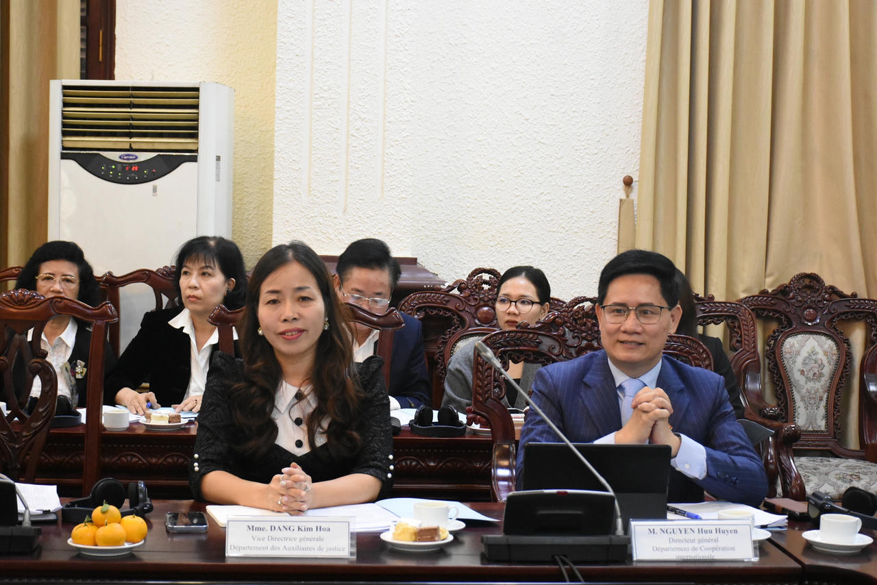 Tiếp tục hoàn thiện thể chế, pháp luật về trọng tài, hòa giải thương mại