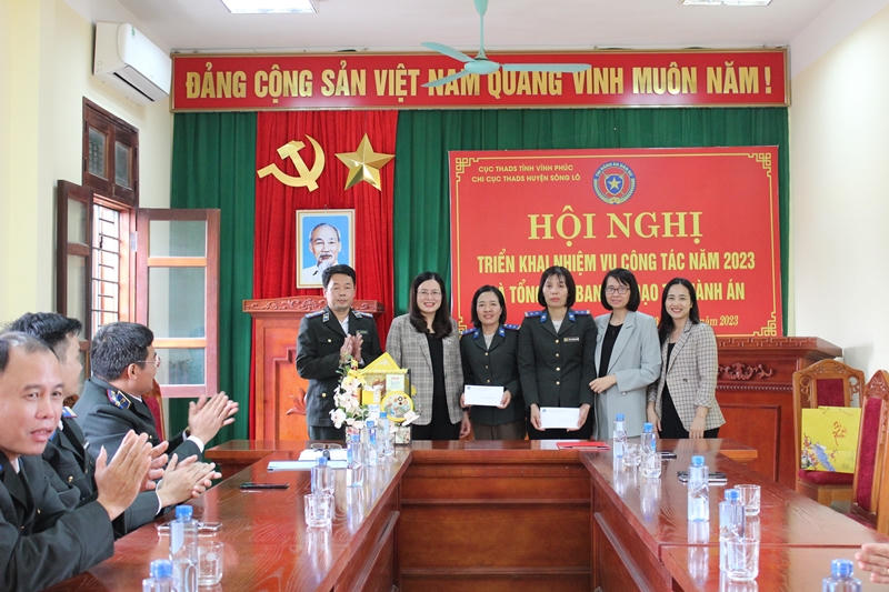 Cục Thi hành án dân sự Vĩnh Phúc: Tết Nhân ái – không để ai bị bỏ lại phía sau 