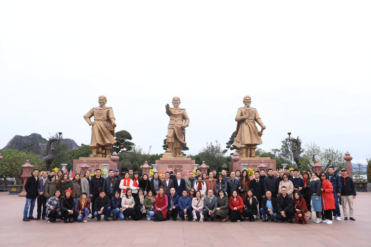 Đảng bộ Báo Pháp luật Việt Nam sinh hoạt chuyên đề tại Hải Phòng