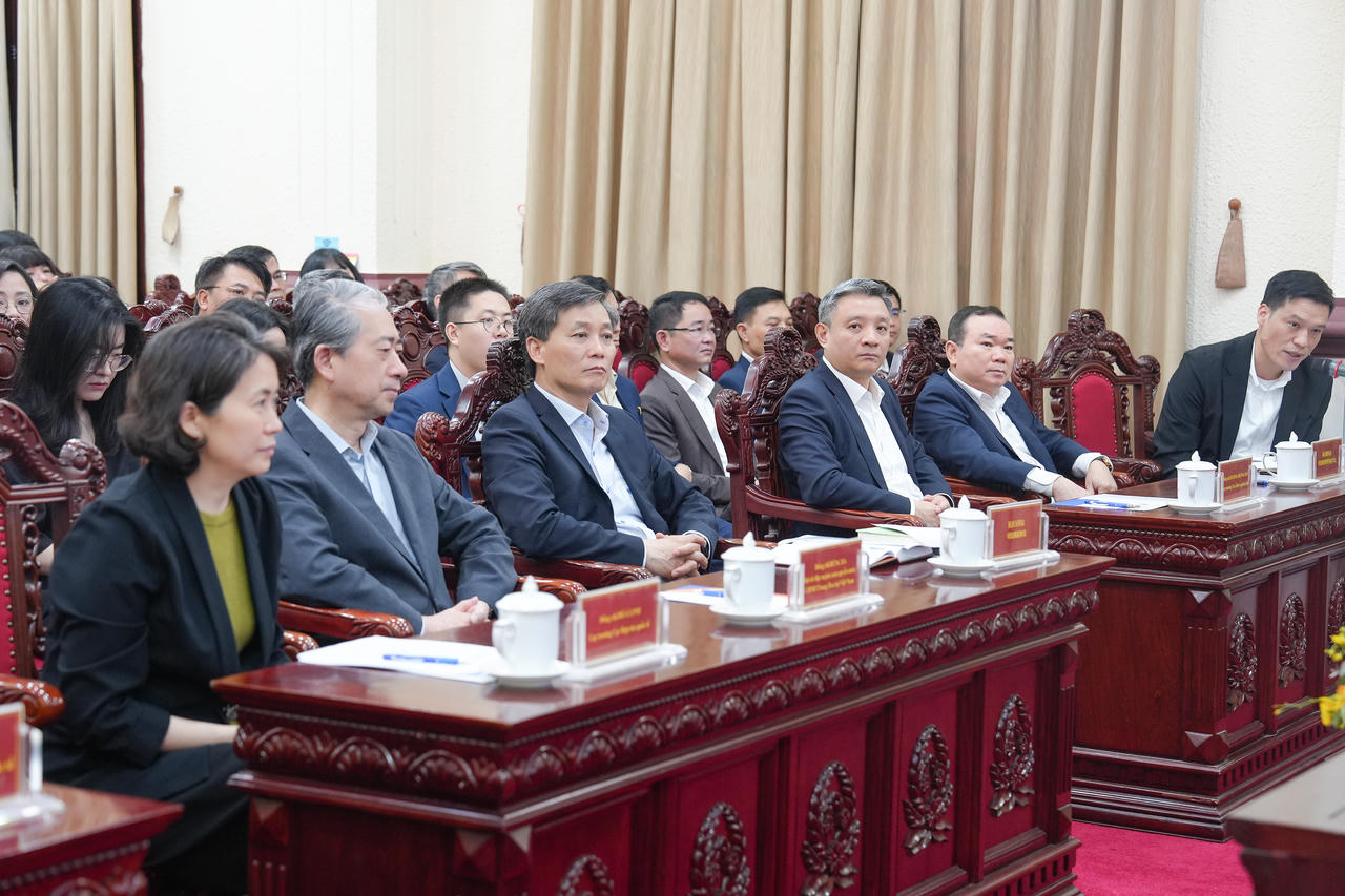 Bộ trưởng Bộ Tư pháp Trung Quốc Hạ Vinh nói chuyện chuyên đề tại Bộ Tư pháp Việt Nam