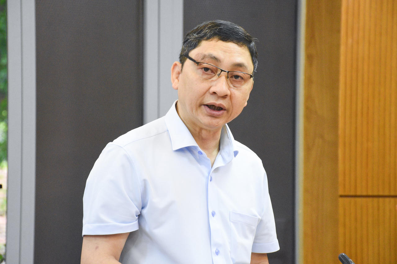 Đổi mới, hoàn thiện quy trình xây dựng pháp luật chuyên nghiệp, khoa học, kịp thời, khả thi, hiệu quả 