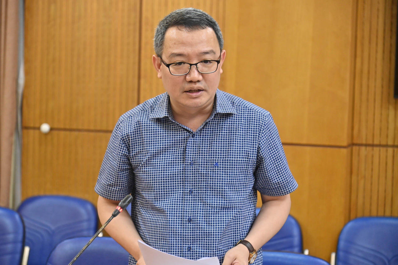 Họp Tổ biên tập xây dựng dự án Luật Thủ đô (sửa đổi)