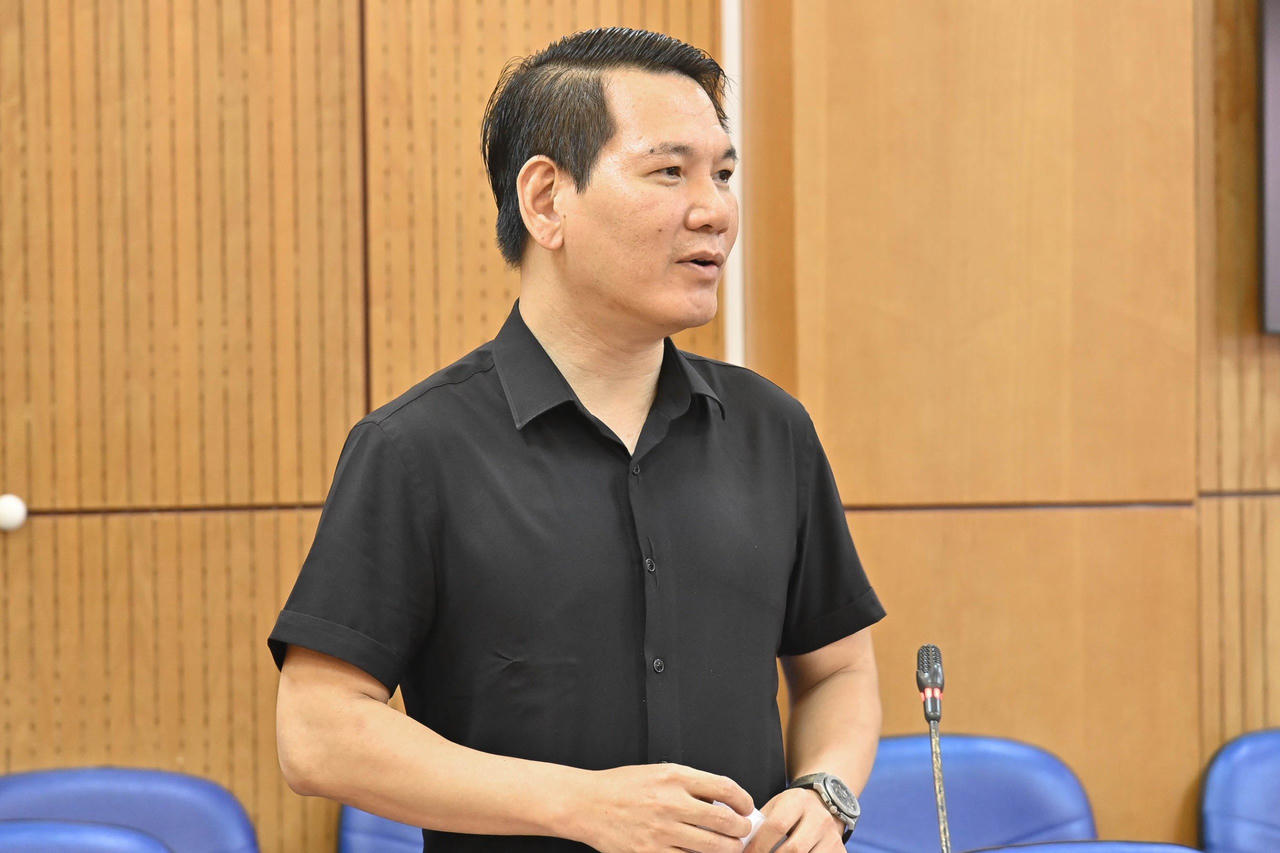 Họp Tổ biên tập xây dựng dự án Luật Thủ đô (sửa đổi)