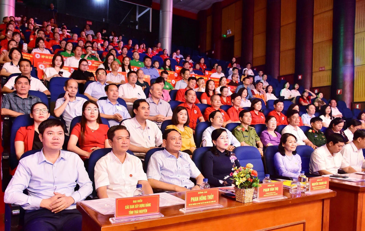 Thái Nguyên: Lễ phát động “Hành trình nhân đạo - Trao nhận yêu thương”