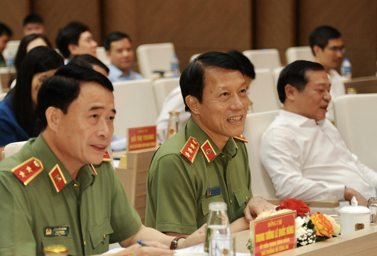 Báo chí luôn đồng hành, sát cánh cùng lực lượng công an nhân dân 