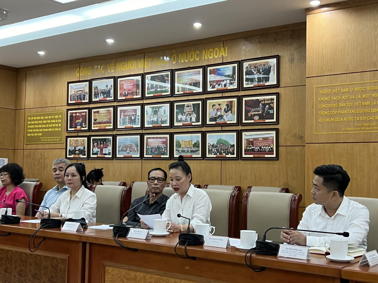 Phổ biến về Luật Đất đai 2024 cho người Việt Nam ở nước ngoài 