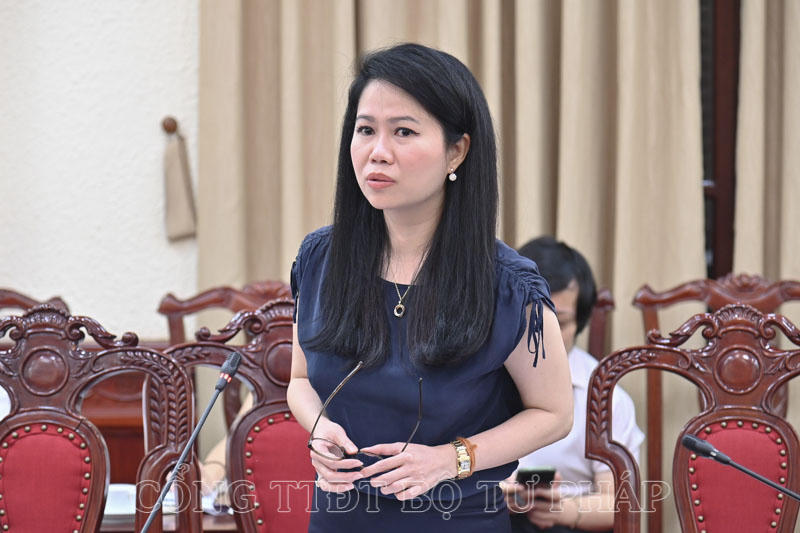 Tiếp tục hoàn thiện Báo cáo về tình hình xử lý và kết quả rà soát văn bản quy phạm pháp luật