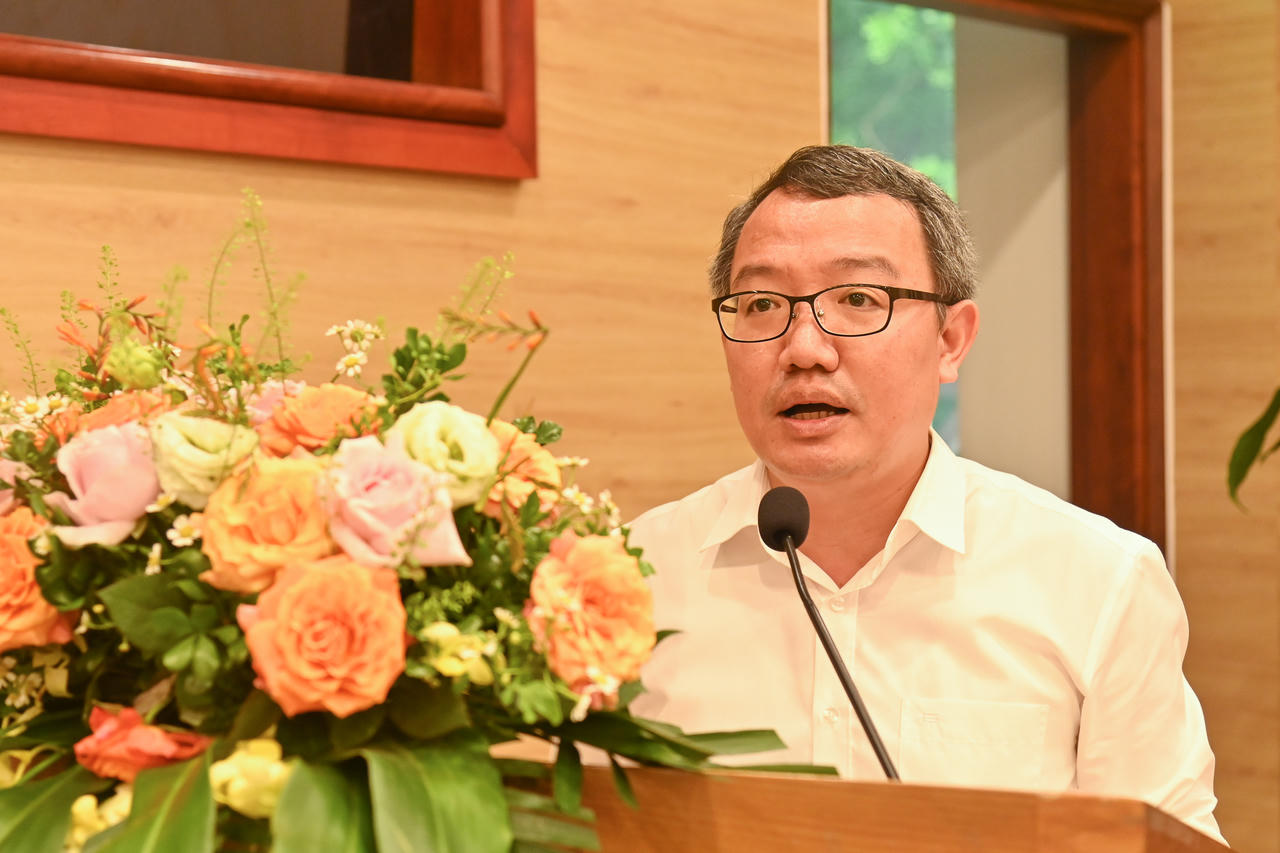 Gỡ rào cản pháp lý để thúc đẩy kinh tế phát triển 