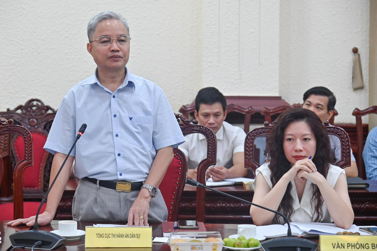 Xây dựng đội ngũ cán bộ đáp ứng yêu cầu nhiệm vụ của Bộ, ngành Tư pháp