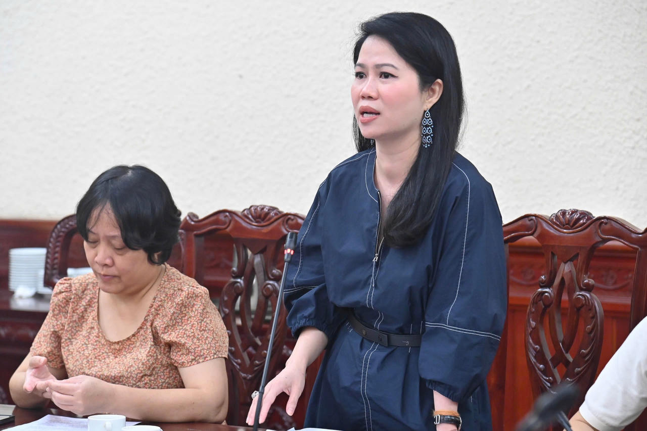 Tiếp tục rà soát, gỡ vướng pháp lý để thúc đẩy tăng trưởng