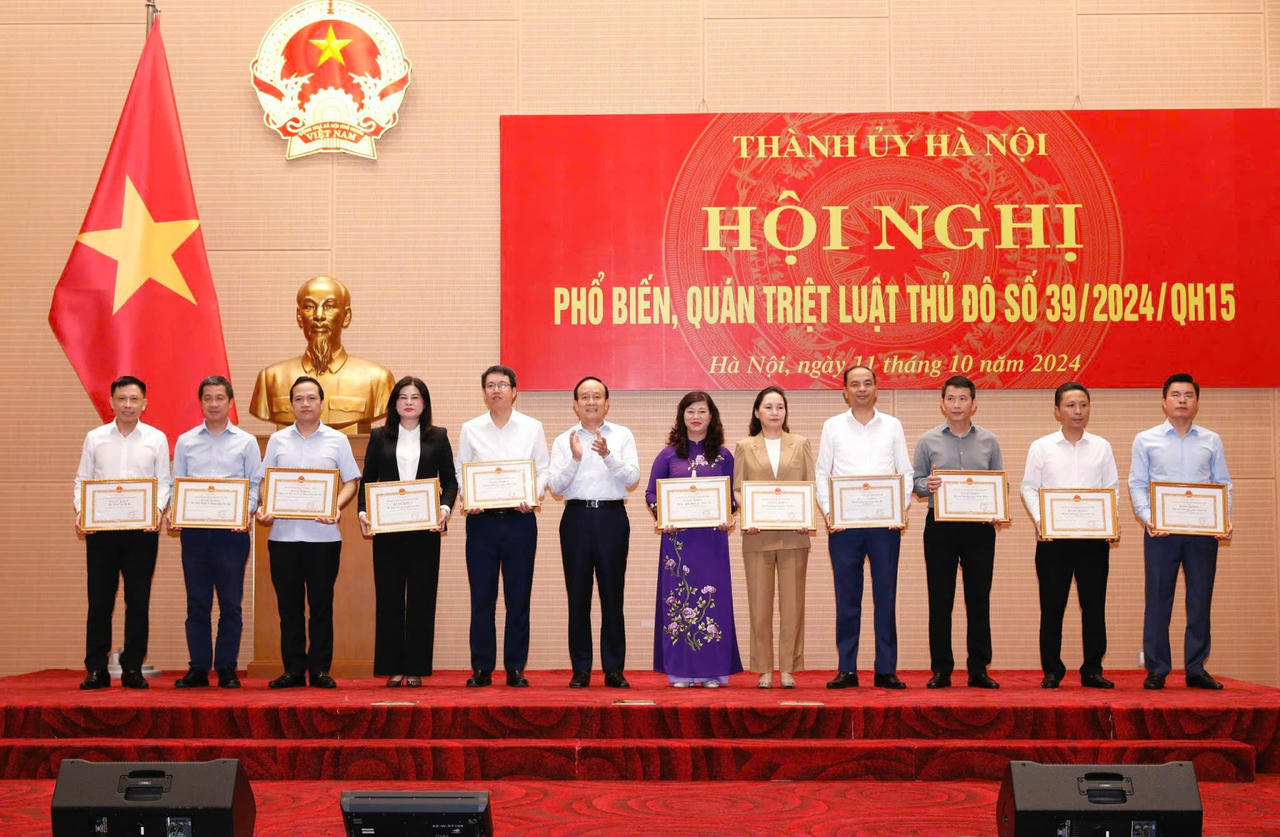 Hà Nội: Mỗi cán bộ, đảng viên cần hiểu rõ và nắm vững quy định của Luật Thủ đô